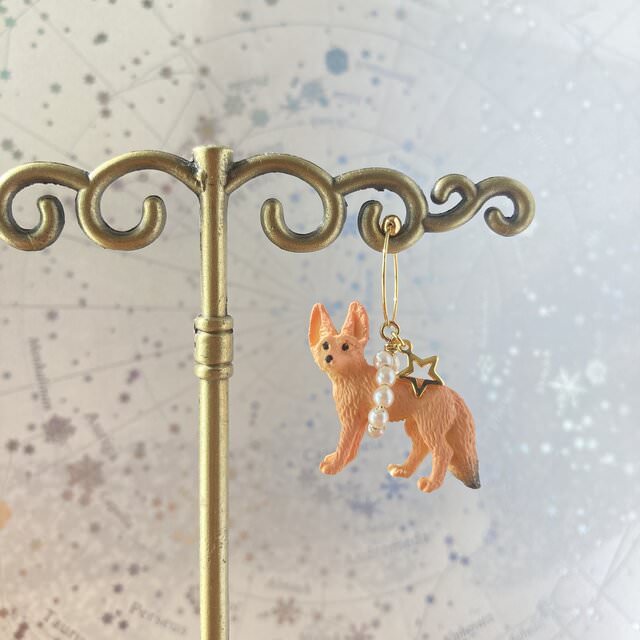 マジョアターモス 星とフェネック＜イヤリング→ピアス＞